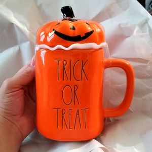 Rae Dunn Halloween pumpkin top mug